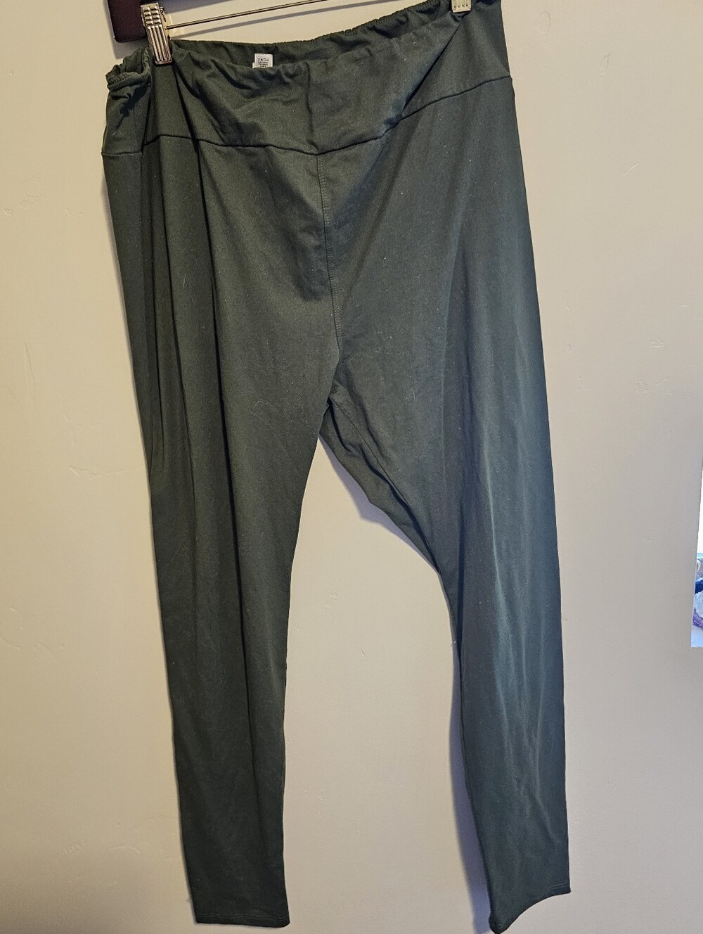 T/C LuLaRoe Olive Green Leggings